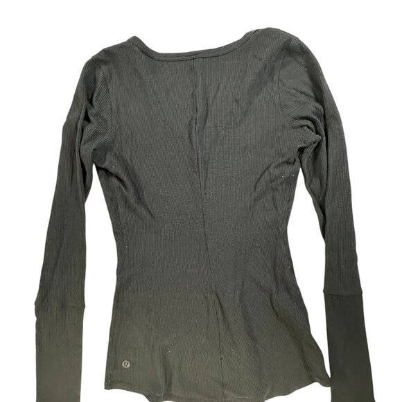 Lululemon Close Call Henley Long Sleeve Black size 2 - Picture 2 of 6